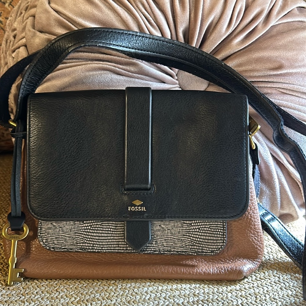 Fossil black and brown leather crossbody.